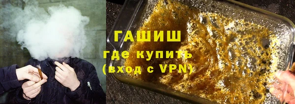 твердый Строитель
